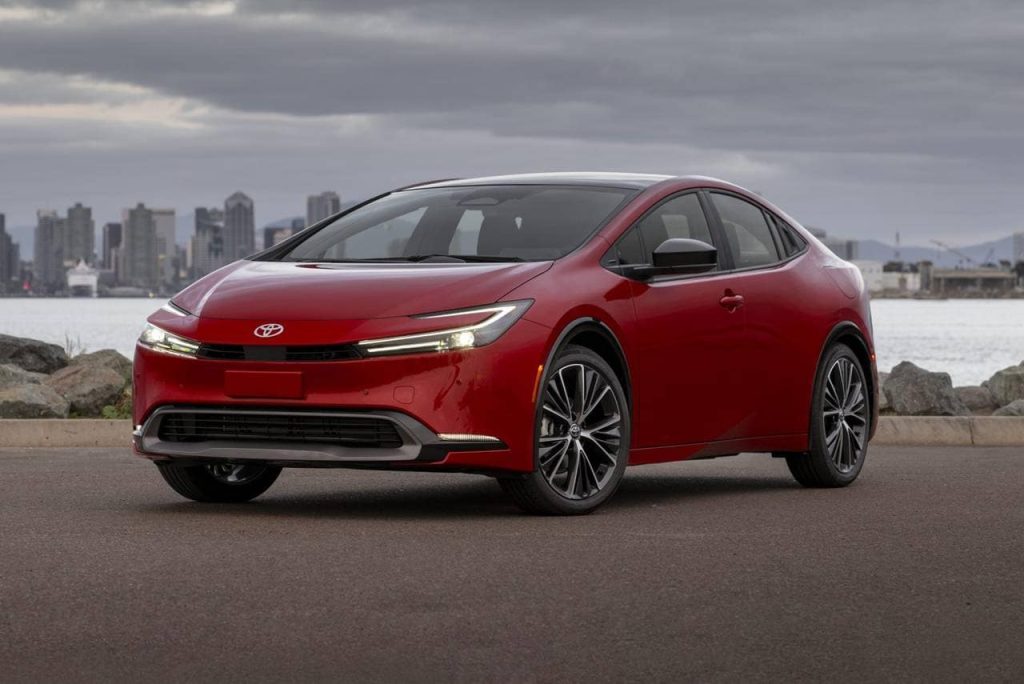 Content image for Choosing Fuel-Efficient Vehicles for Your Business Needs.